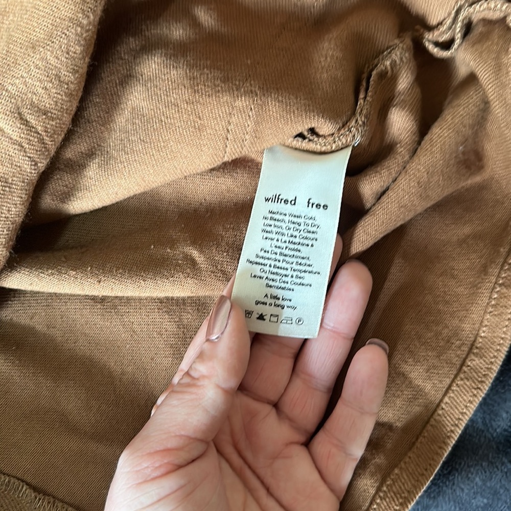Aritzia Wilfred Free Skirt - Picture 6 of 8